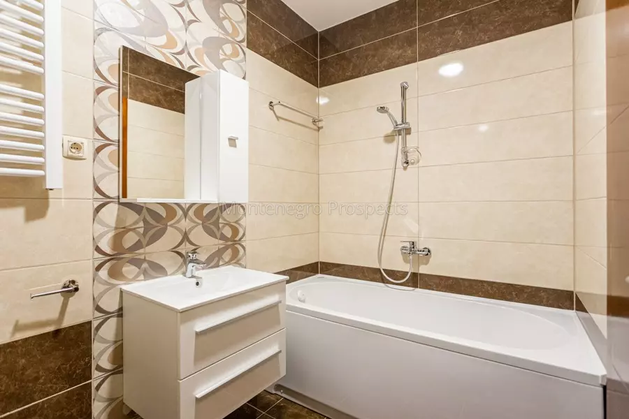 8241 becici 14 1200x800