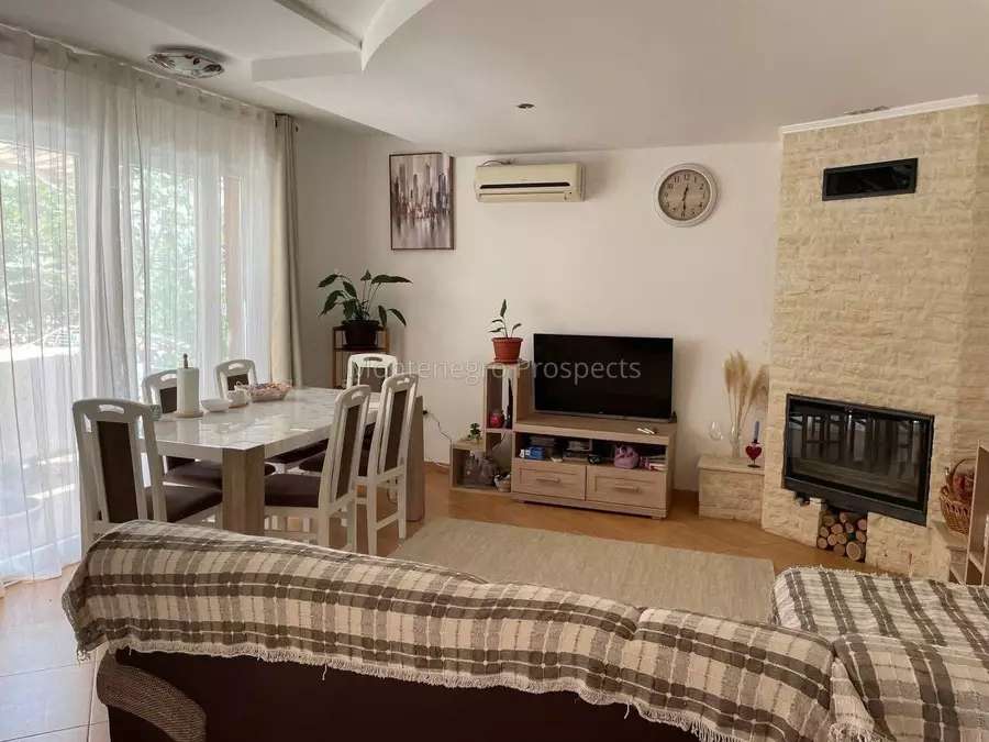 Prodaja kuce u sutomore 6640 9