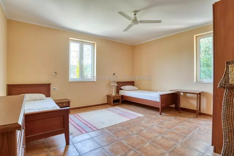 Stone villa on the first line to the sea in lepetani tivat 13822 11.jpg