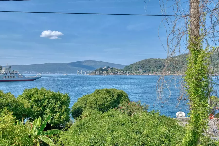 Stone villa on the first line to the sea in lepetani tivat 13822 14.jpg