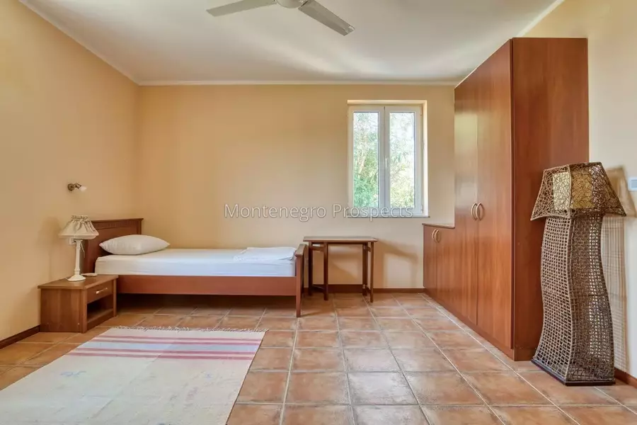 Stone villa on the first line to the sea in lepetani tivat 13822 16.jpg