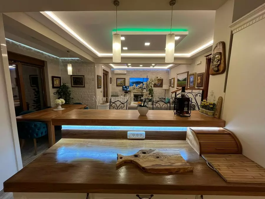 Vila u baru 12728 11 1067x800