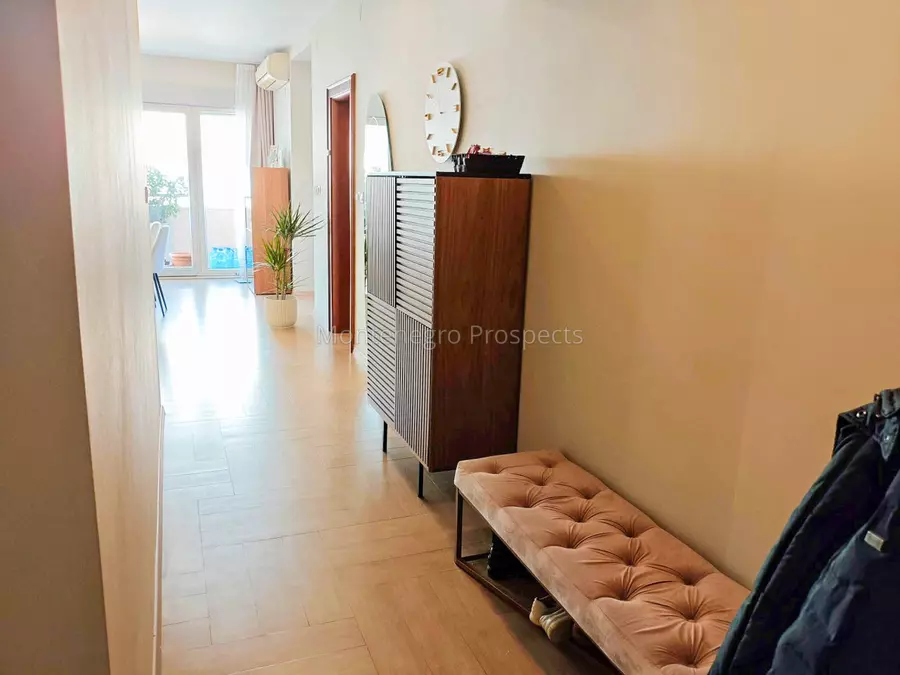 Three bedroom apartment for sale in dobrota   70 m from the sea 13838 12