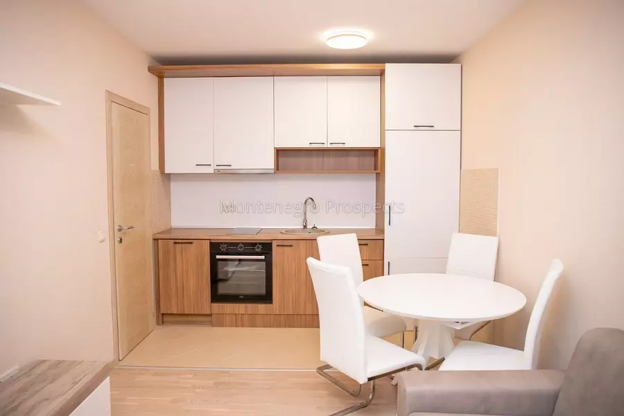 12710 6 1201x800 1201x800