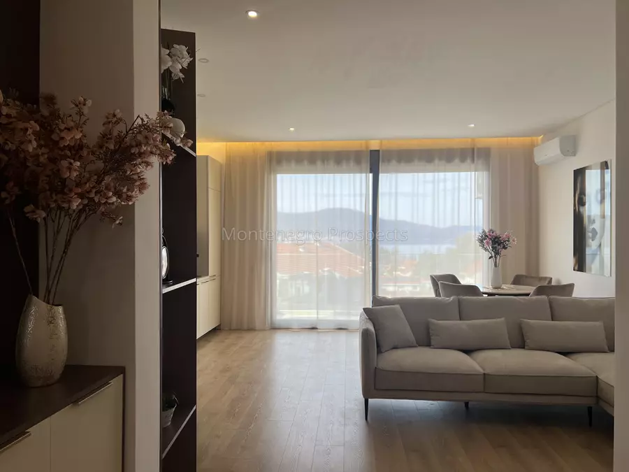 Modern two bedroom apartment with sea views in tivat 13850 10