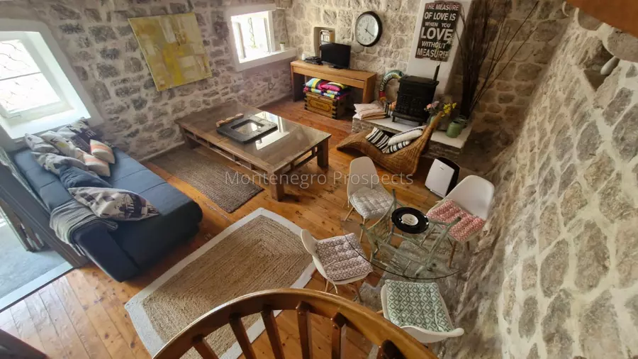 Two bedroom apartment for sale perast 7