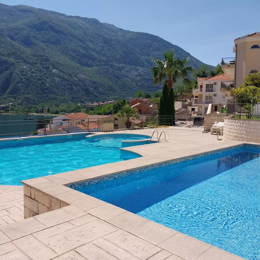 Two bedroom apartment with excellent sea views kotor 13855