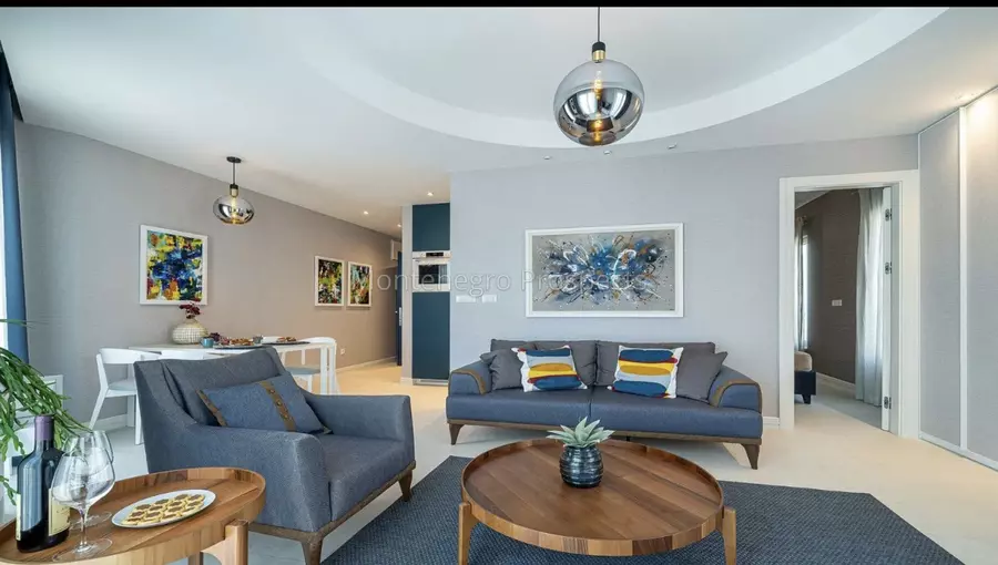 Stylish one bedroom aparmtent in excellent location tivat 13863 6